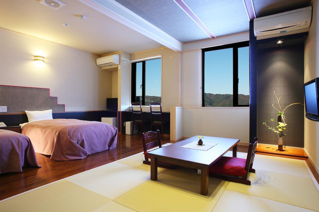 Oceanview Villa Jaiz 熱海市 エクステリア 写真